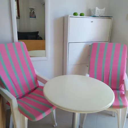 Apartman Perla - 150m From The Sea *