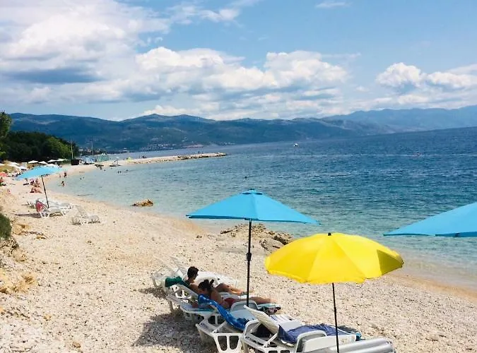 Perla - 150m From The Sea Novi Vinodolski
